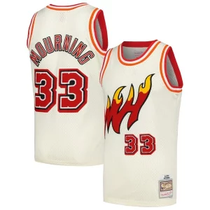 Alonzo Mourning Miami Sophistiqué Heat Chainstitch Swingman Jersey Cream - Collectionner ce maillot rare - Augmentez la valeur de votre collection