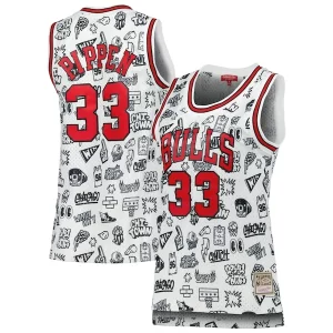 Scottie Classique Pippen Chicago Bulls Women's 1997 Doodle Swingman Jersey White - Fait à la main - Un produit unique et de qualité